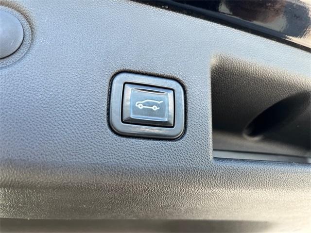 Photo of 2021 Mosaic Black Metallic Chevrolet Equinox