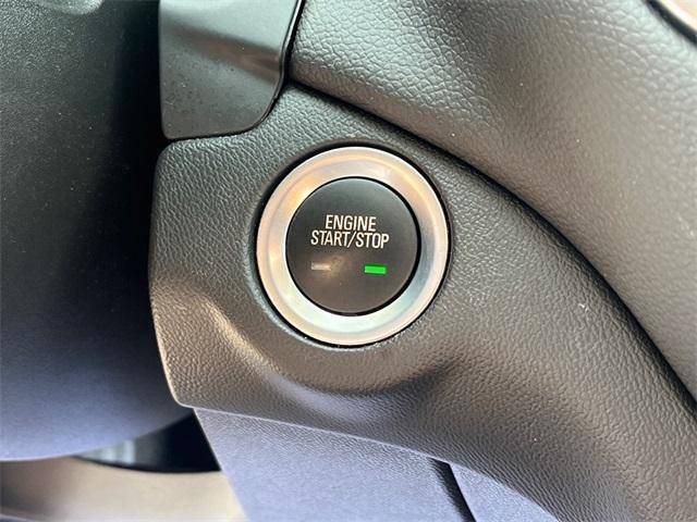 Photo of 2023 Summit White Chevrolet Equinox
