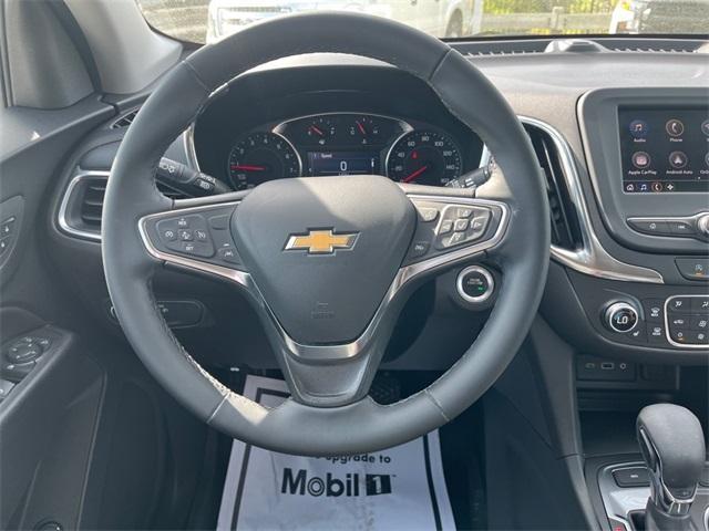 Photo of 2023 Summit White Chevrolet Equinox