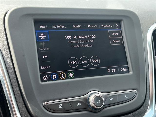 Photo of 2023 Summit White Chevrolet Equinox