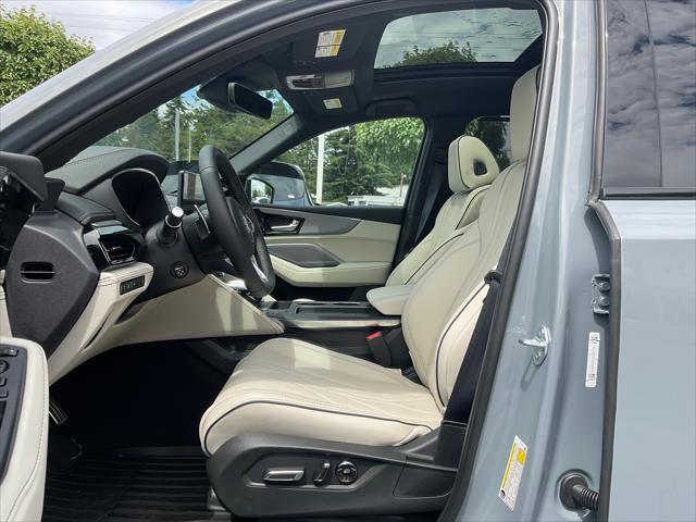 Photo of 2025 Urban Gray Pearl Acura MDX