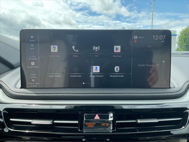 Photo of 2025 Urban Gray Pearl Acura MDX