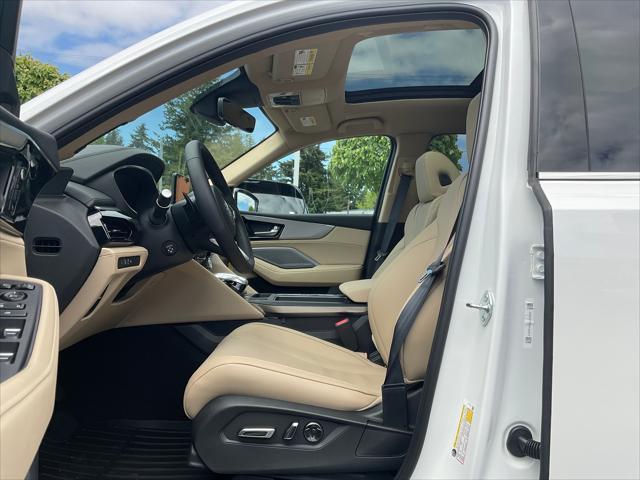 Photo of 2025 PLATINUM WHITE PEARL Acura MDX