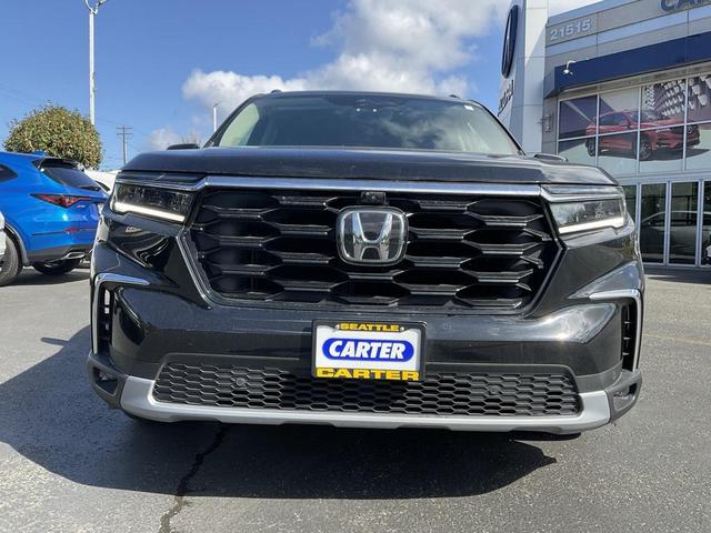 Photo of 2023 Crystal Black Pearl Honda Pilot