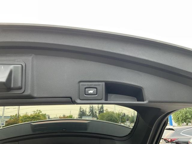 Photo of 2024 Carbon Metallic Acura RDX