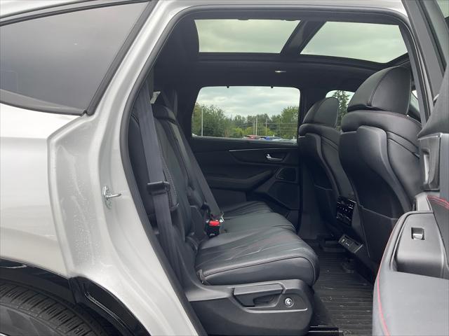 Photo of 2025 PLATINUM WHITE PEARL Acura MDX