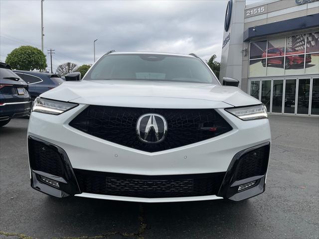 Photo of 2025 PLATINUM WHITE PEARL Acura MDX