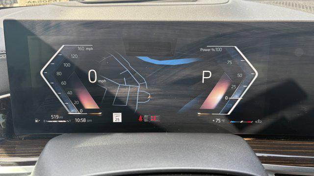Photo of 2024 Alpine White BMW X5