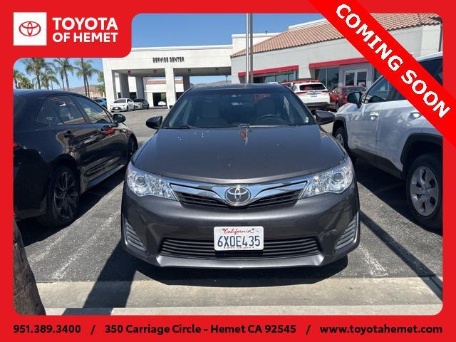 Photo of 2012 Gray Toyota Camry