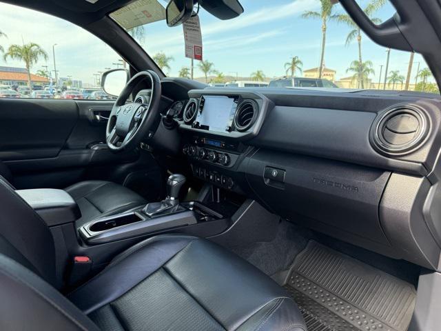 Photo of 2022 Silver Toyota Tacoma