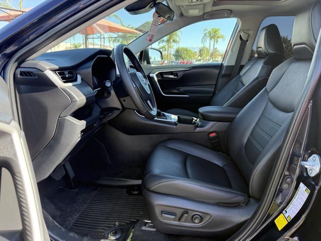 Photo of 2023 Blue Toyota RAV4