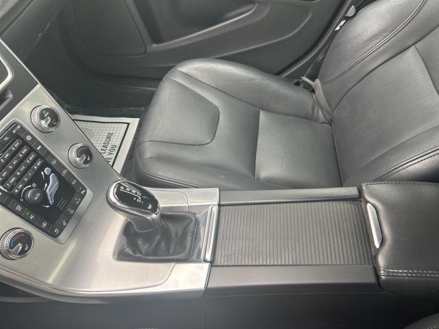 Photo of 2018 Osmium Grey Metallic Volvo S60 Inscription