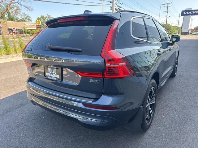 Photo of 2022 Denim Blue Metallic Volvo XC60