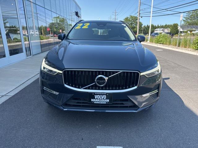Photo of 2022 Denim Blue Metallic Volvo XC60