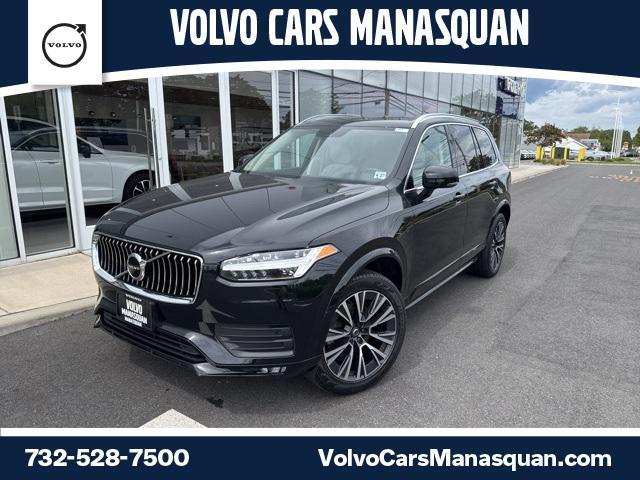 Photo of 2022 Onyx Black Metallic Volvo XC90