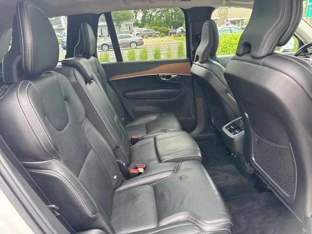 Photo of 2019 White Volvo XC90