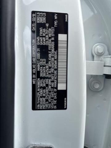 Photo of 2019 White Volvo XC90