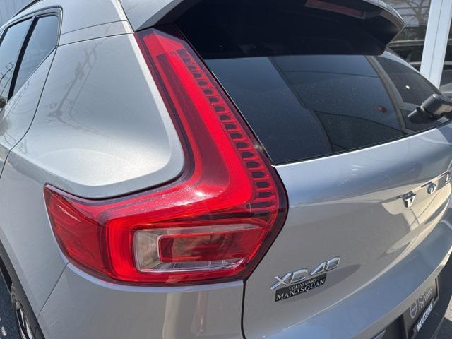 Photo of 2025 Silver Volvo XC40