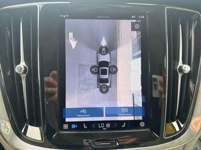 Photo of 2024 Denim Blue Volvo S60