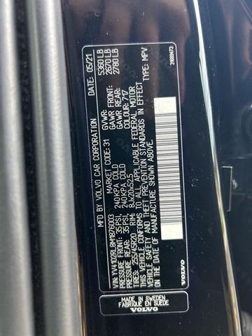 Photo of 2021 Onyx Black Metallic Volvo XC60