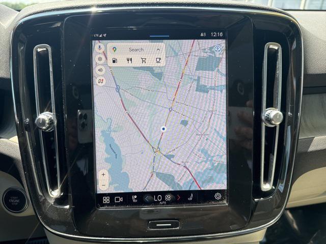 Photo of 2023 Sage Green Metallic Volvo XC40