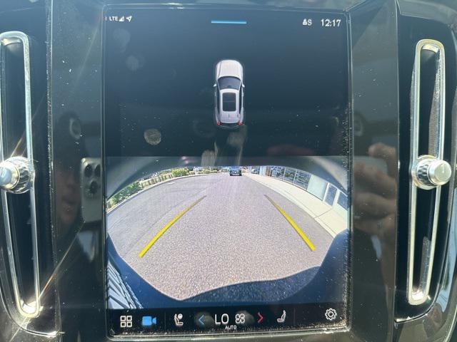 Photo of 2023 Sage Green Metallic Volvo XC40