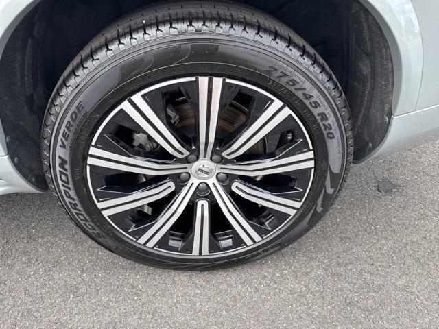 Photo of 2025 Vapour Gray Volvo XC90