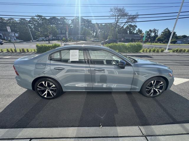 Photo of 2024 Thunder Gray Volvo S60