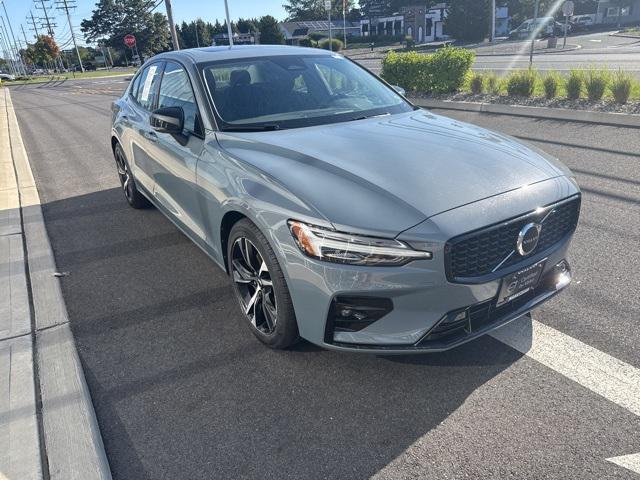 Photo of 2024 Thunder Gray Volvo S60