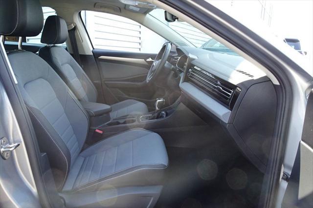 Photo of 2025 Pyrite Silver Metallic Volkswagen Jetta