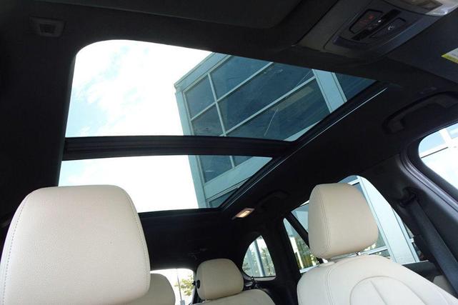 Photo of 2016 Alpine White BMW X1