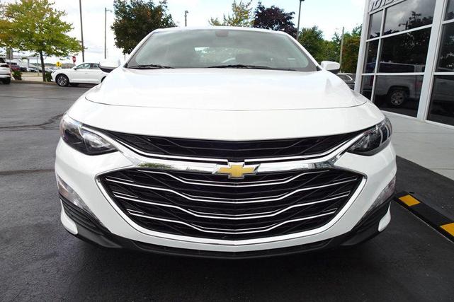 Photo of 2020 Summit White Chevrolet Malibu