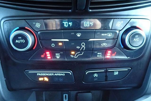 Photo of 2018 Ingot Silver Metallic Ford Escape
