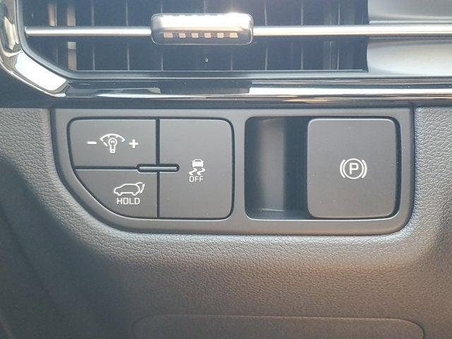 Photo of 2026 Glacial White Pearl Kia Sportage