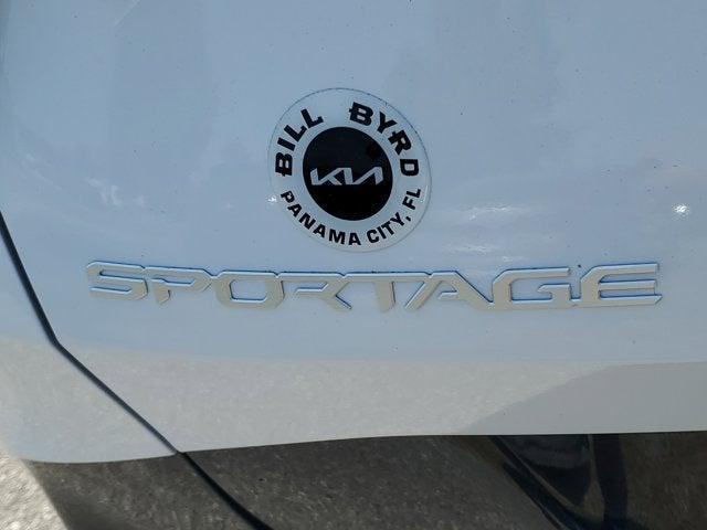Photo of 2026 Glacial White Pearl Kia Sportage