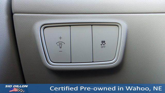 Photo of 2022 Quartz White Hyundai TUCSON