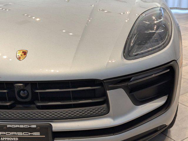 Photo of 2024 Dolomite Silver Metallic Porsche Macan