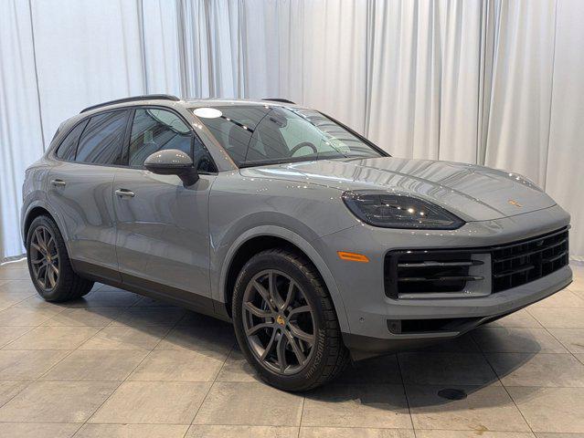 Photo of 2024 Arctic Grey Porsche Cayenne