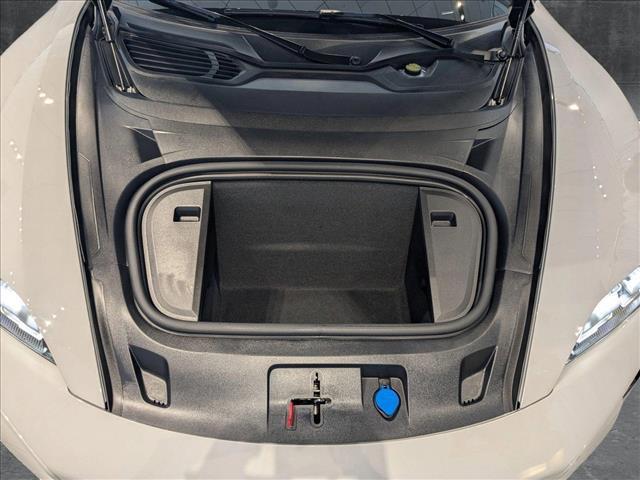 Photo of 2025 Chalk Porsche Taycan