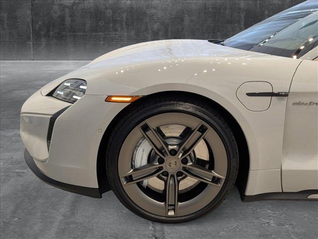 Photo of 2025 Chalk Porsche Taycan