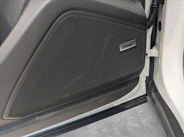 Photo of 2024 White Porsche Cayenne