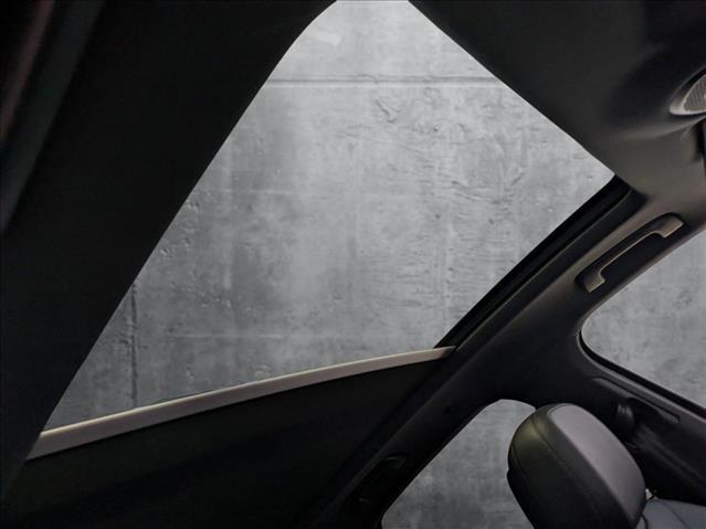 Photo of 2024 White Porsche Cayenne