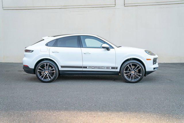 Photo of 2025 White Porsche Cayenne