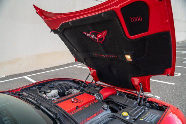 Photo of 2000 Torch Red Chevrolet Corvette