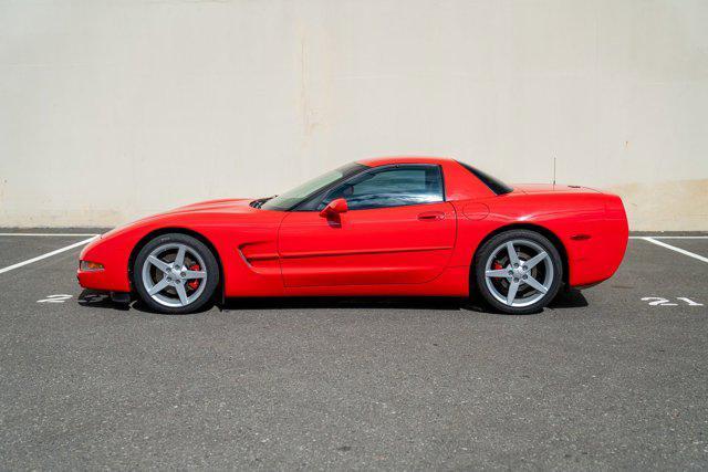 Photo of 2000 Torch Red Chevrolet Corvette
