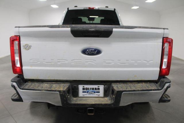 Photo of 2024 OXFORD WHITE Ford F-350