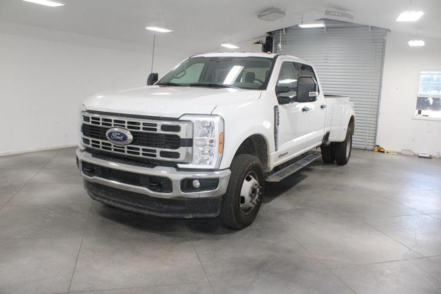 Photo of 2024 OXFORD WHITE Ford F-350