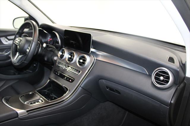 Photo of 2022 Graphite Gray Metallic Mercedes-Benz GLC 300