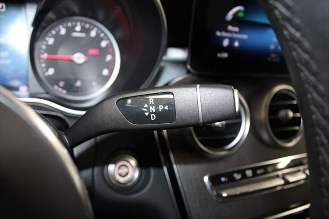 Photo of 2022 Graphite Gray Metallic Mercedes-Benz GLC 300