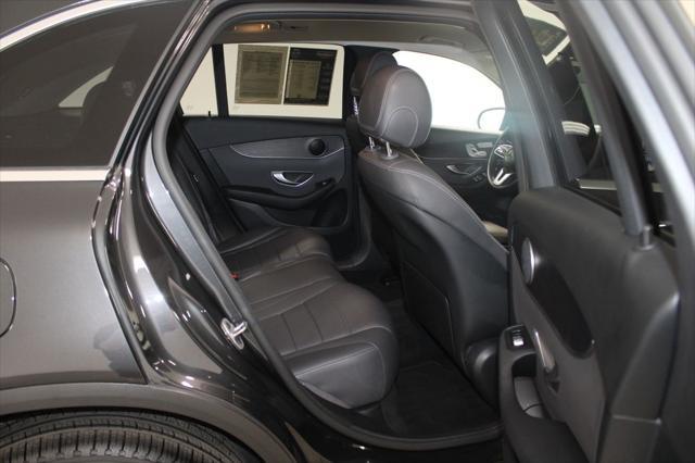 Photo of 2022 Graphite Gray Metallic Mercedes-Benz GLC 300